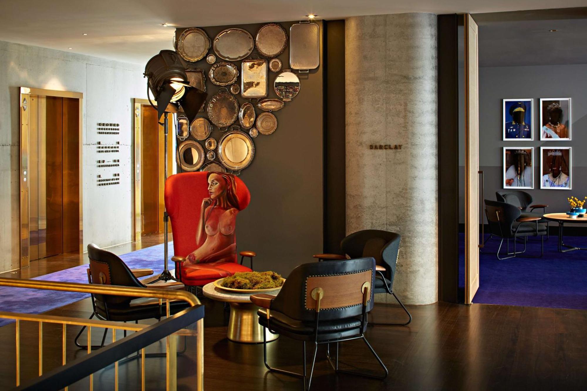 فندق كيو تي ملبورن المظهر الخارجي الصورة The interior of the Standard London